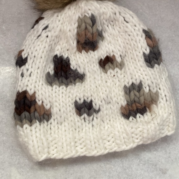 ✨Cute Knit Pom Pom Beanie • 6-24 Months - Picture 4 of 7